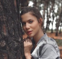 世界上最啰嗦的女人，世界太啰嗦的说说