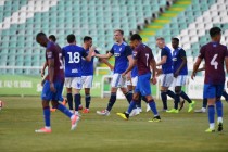 中国最出彩的球员足球中国最出彩的球员足球比赛